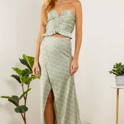 Indigo Boutique New Arrivals Halter Neck Ruched Crop Top